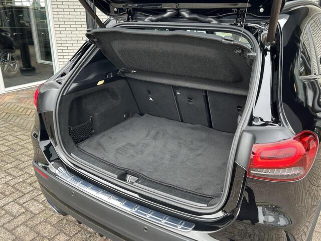 Mercedes-Benz GLA-KLASSE 200 Business Solution AMG