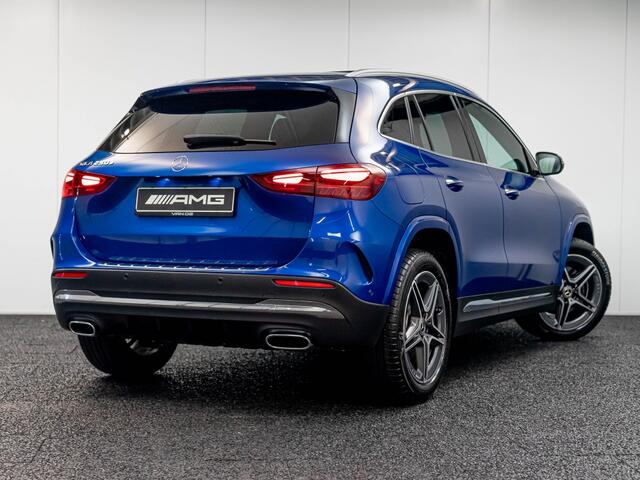 Mercedes-Benz GLA-KLASSE 250e AMG Line | Pano | HUD | Verwarmd stuurwiel | Distronic