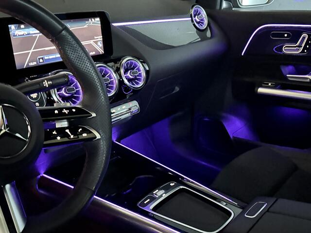 Mercedes-Benz GLA-KLASSE 180 Business Solution AMG PANO FABRIEKSGARANTIE