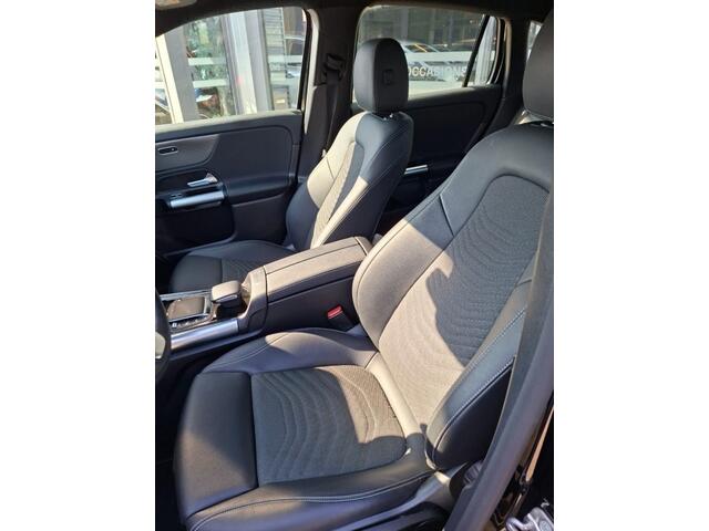 Mercedes-Benz GLA-KLASSE 200 LUXURY LINE AUTOMAAT NAVI LMV PDC-CAMERA