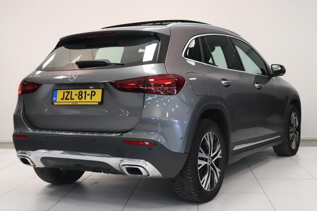 Mercedes-Benz GLA-KLASSE 250 e Luxury Line | Panoramadak | 360° Camera | MATRIX LED | Winter pakket |