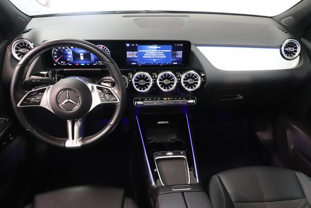 Mercedes-Benz GLA-KLASSE 250 e Luxury Line | Panoramadak | 360° Camera | MATRIX LED | Winter pakket |
