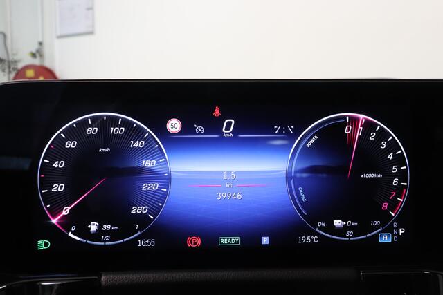 Mercedes-Benz GLA-KLASSE 250 e Luxury Line | Panoramadak | 360° Camera | MATRIX LED | Winter pakket |