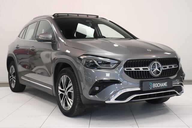Mercedes-Benz GLA-KLASSE 250 e Luxury Line | Panoramadak | 360° Camera | MATRIX LED | Winter pakket |