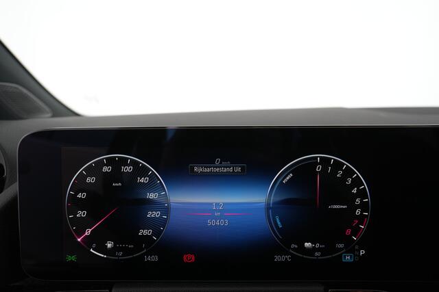 Mercedes-Benz GLA-KLASSE 250 e Plug-In Hybride MultiBeam Koplampen | Achteruitrijcamera | KeylessGo | Sfeerverlichting | Stoelverwarming voor. Inclusief 24 maanden MB Certified garantie voor Europa.