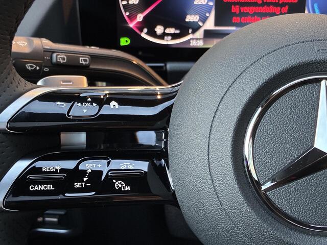 Mercedes-Benz GLA-KLASSE 250 e AMG Line | Panoramadak | BURMESTER |