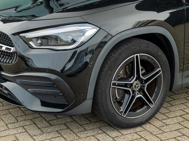 Mercedes-Benz GLA-KLASSE 200 Business Solution PLUS AMG