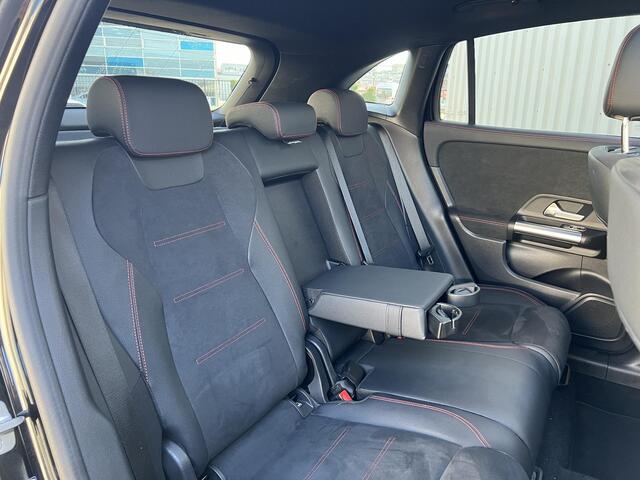 Mercedes-Benz GLA-KLASSE 250 e | Panoramadak | AMG Night