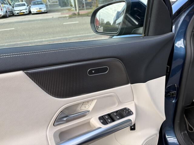 Mercedes-Benz GLA-KLASSE 250 e Business Solution Luxery Limited