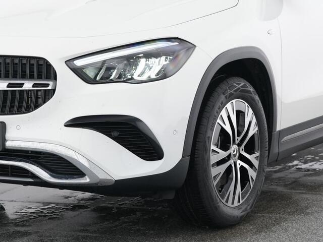 Mercedes-Benz GLA-KLASSE 250 e Plug-In Hybride Ledkoplampen | Easy Pack Achterklep | Spiegelpakket | Licht- en zicht pakket. Inclusief 24 maanden MB Certified garantie voor Europa.
