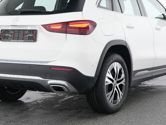 Mercedes-Benz GLA-KLASSE 250 e Plug-In Hybride Ledkoplampen | Easy Pack Achterklep | Spiegelpakket | Licht- en zicht pakket. Inclusief 24 maanden MB Certified garantie voor Europa.
