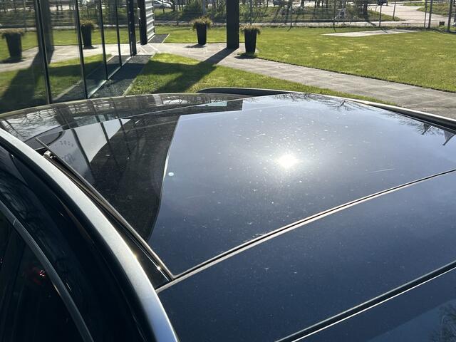 Mercedes-Benz GLA-KLASSE 250e // Panoramadak // Memory // MultiBeam LED // Carplay // Keyless // Augmented Reality Sfeerverlichting