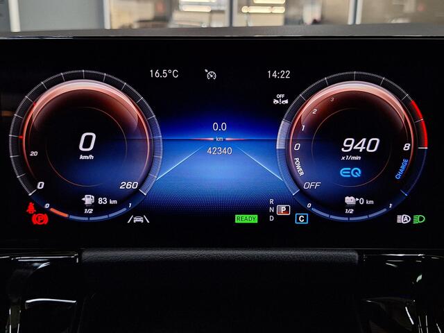 Mercedes-Benz GLA-KLASSE 250 e Luxury Line | Panoramadak | Night pakket | Leder zwart | Achteruitrijcamera | Sfeerverlichting | Stoelverwarming | Multibeam LED | Keyless-GO | Elektrische achterklep