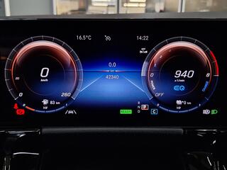 mercedes-benz-gla-klasse-250-e-luxu