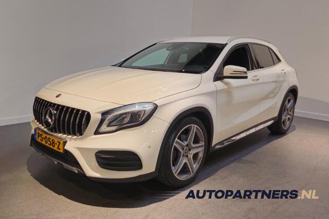 Mercedes-Benz GLA-KLASSE 180 Business Solution AMG style - Navi - 19" LM AMG Velgen - Achteruitrijcamera - Leder