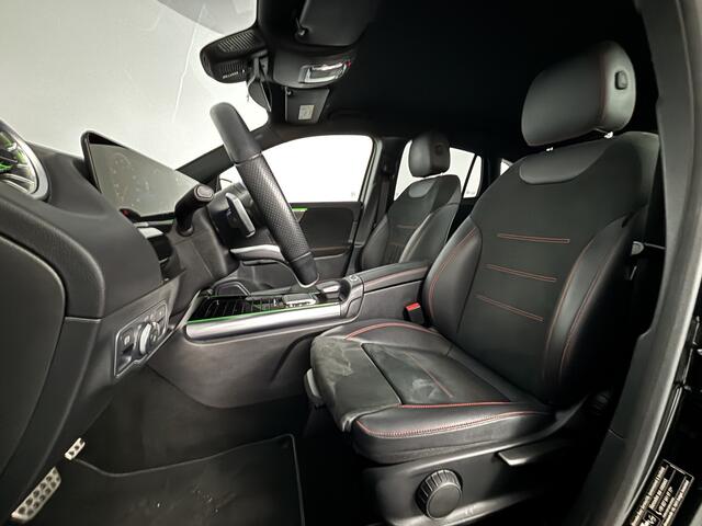 Mercedes-Benz GLA-KLASSE 250 e AMG Line | Navigatie |