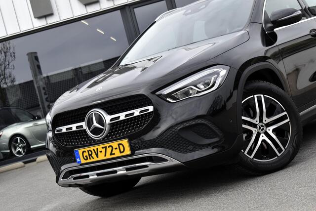 Mercedes-Benz GLA-KLASSE 250 e Luxury Line