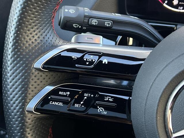 Mercedes-Benz GLA-KLASSE 250 e | Panoramadak | AMG Night