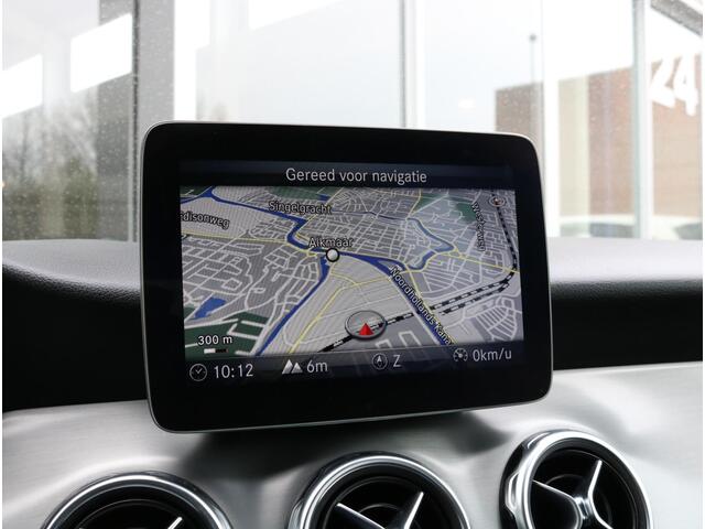 Mercedes-Benz GLA-KLASSE 180 Business Solution AMG | Camera