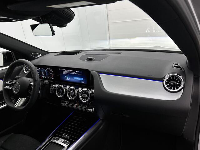 Mercedes-Benz GLA-KLASSE 250 e Business Solution AMG | Premium Plus pakket | Nightpakket | GUARD 360 ° Plus | Burmester Surround Sound | Trekhaak | Panoramaschuifdak | 360° camera |