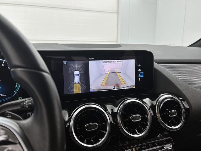 Mercedes-Benz GLA-KLASSE 250 e Luxury Line Plug-In Hybride Trekhaak | Achteruitrijcamera | Ledkoplampen | Parkeerpakket met achteruitrijcamera. Inclusief 24 maanden MB Certified garantie voor Europa.