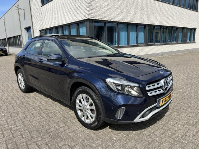 Mercedes-Benz GLA-KLASSE 200 Business 157PK PANO CARPLAY NAVI STOELVW.