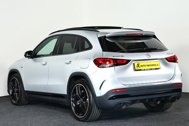 Mercedes-Benz GLA-KLASSE AMG 35 4MATIC / Pano / Navi / Adaptive cruise / Memory / Burmester