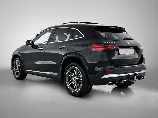 Mercedes-Benz GLA-KLASSE 250 e Business Solution AMG | Trekhaak | Advanced sound system | GUARD 360 ° Vehicle protection Plus | Dodehoekassistent |