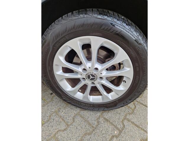 Mercedes-Benz GLA-KLASSE 180 Business Solution Mercedes-benz Gla 180