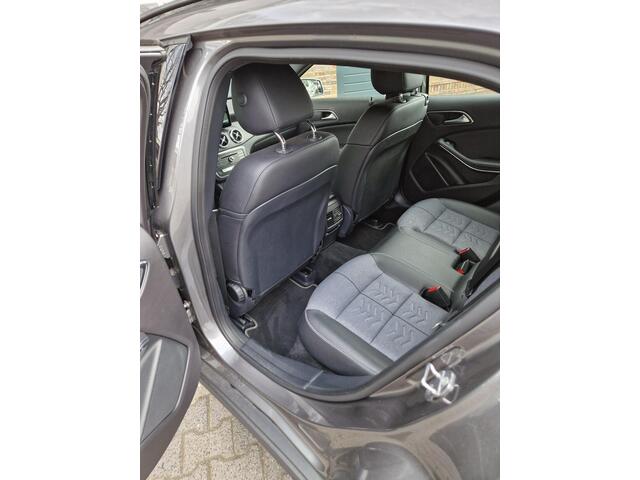 Mercedes-Benz GLA-KLASSE 180 Business Solution Mercedes-benz Gla 180