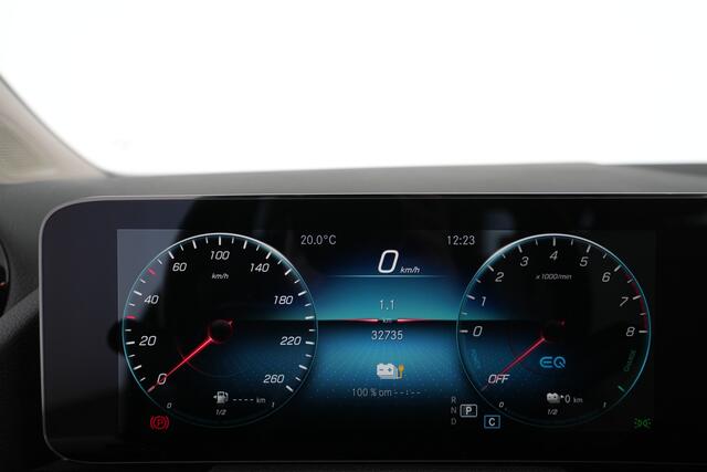 Mercedes-Benz GLA-KLASSE 250 e Plug-In Hybride Trekhaak | Ledkoplampen | Sfeerverlichting | Parkeerpakket met achteruitrijcamera | Easy Pack Achterklep | Stoelverwarming. Inclusief 24 maanden MB Certified garantie voor Europa.