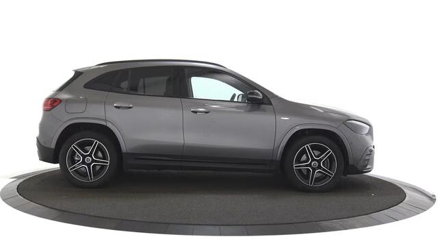 Mercedes-Benz GLA-KLASSE 250 e AMG Line