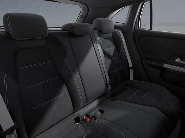 Mercedes-Benz GLA-KLASSE 250 e Business Solution AMG
