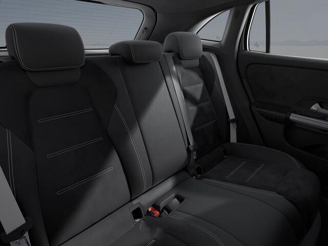 Mercedes-Benz GLA-KLASSE 250 e Business Solution AMG