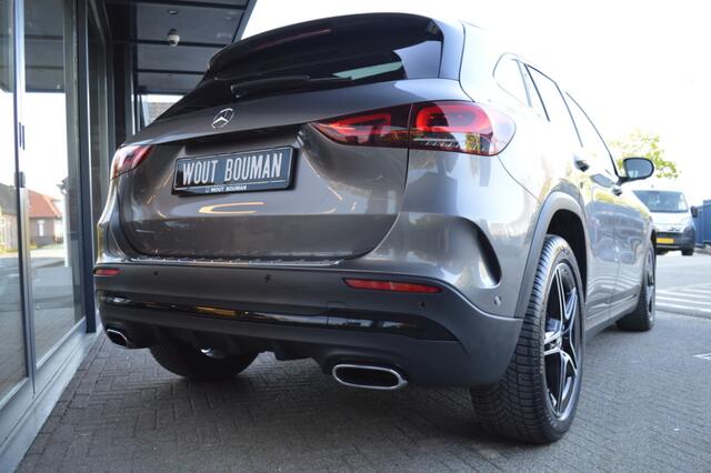 Mercedes-Benz GLA-KLASSE 200 AMG Led Panorama Memory Distronic Camera 360 Augmented Pdc