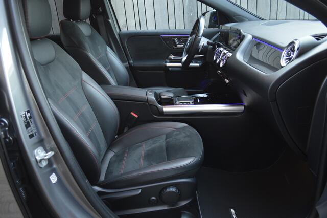 Mercedes-Benz GLA-KLASSE 200 AMG Led Panorama Memory Distronic Camera 360 Augmented Pdc