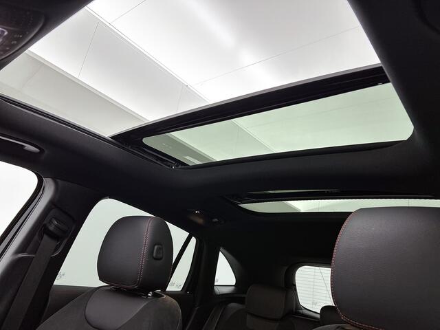 Mercedes-Benz GLA-KLASSE 250e AMG Line | Panorama schuifdak | Dodehoek assistent | Electr. stoelen met memory | Parkeerpakket met achtercamera | Spiegelpakket | Inclusief 24 maanden Mercedes-Benz Certified garantie voor Europa.