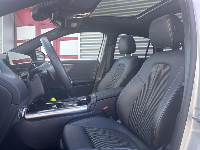 Mercedes-Benz GLA-KLASSE 250 e Luxury Line | Panoramadak | Apple Carplay | Cruise Control