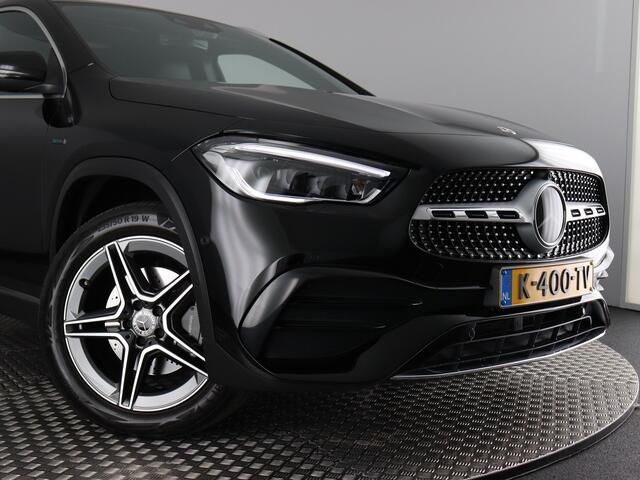 Mercedes-Benz GLA-KLASSE 250 e Business Solution AMG Limited (NL-Auto / Pano / ACC / Matrix led / Sfeerverlichting)