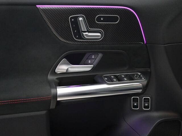 Mercedes-Benz GLA-KLASSE 250 e Business Solution AMG Limited (NL-Auto / Pano / ACC / Matrix led / Sfeerverlichting)