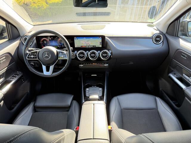 Mercedes-Benz GLA-KLASSE 250 e Business Line Trekhaak | Distronic | Night | Camera