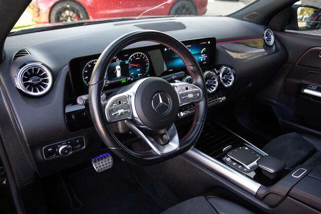 Mercedes-Benz GLA-KLASSE 250 e Business Solution AMG Limited , Panoramadak, Adap. cruise, Trekhaak,