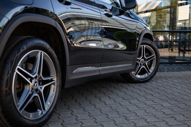 Mercedes-Benz GLA-KLASSE 250 e Business Solution AMG Limited , Panoramadak, Adap. cruise, Trekhaak,