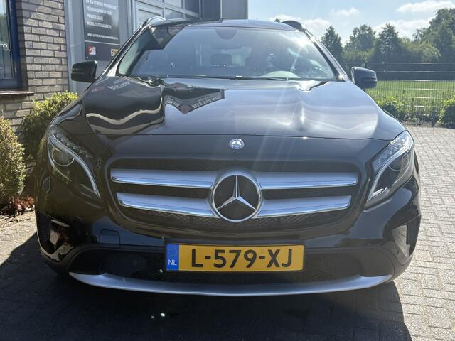 Mercedes-Benz GLA-KLASSE 180 Ambition TREKHAAK-STOELVERW-LM