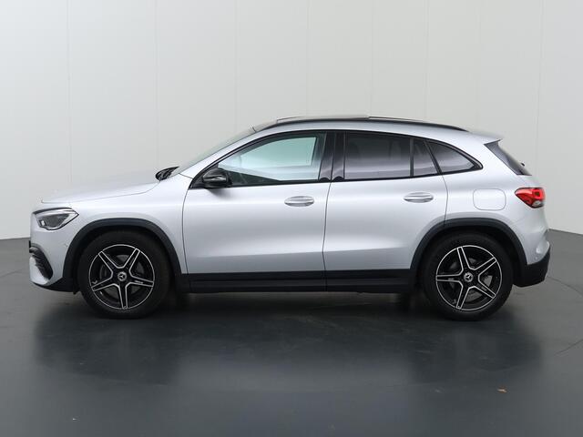 Mercedes-Benz GLA-KLASSE 200 Business Solution AMG | Night | Panoramadak | Memory | Widescreen | Multibeam |
