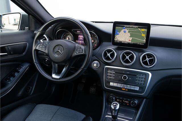 Mercedes-Benz GLA-KLASSE 180 Business Solution Camera, Navi, PDC 2018