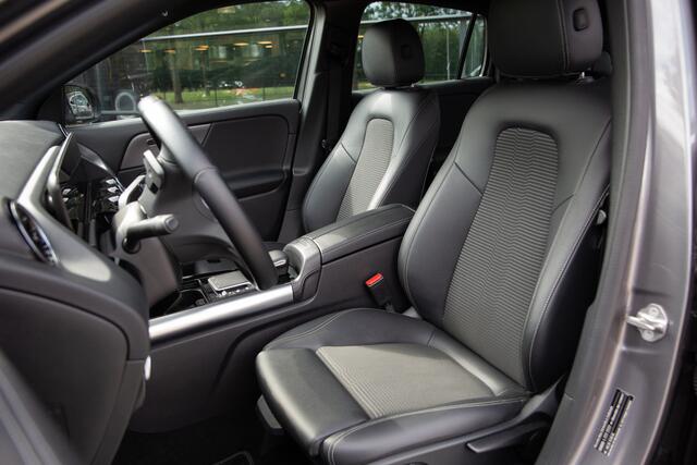 Mercedes-Benz GLA-KLASSE 200 AMG Line