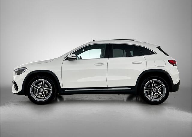 Mercedes-Benz GLA-KLASSE 250 e Business Solution AMG Limited Inclusief 24 maanden MB Certified garantie voor Europa.