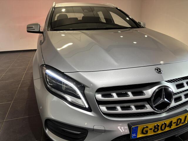 Mercedes-Benz GLA-KLASSE 180 Business Solution AMG Navigatie | Climate control