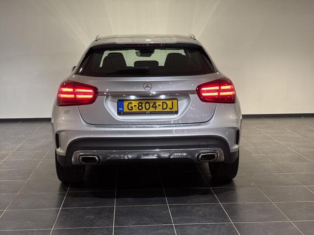 Mercedes-Benz GLA-KLASSE 180 Business Solution AMG Navigatie | Climate control